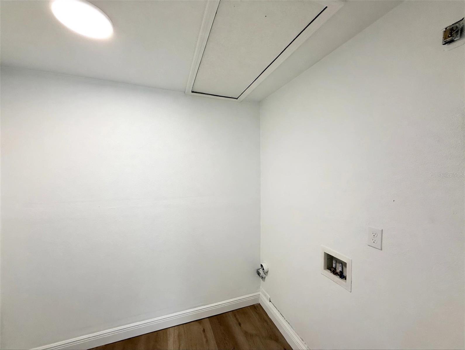 4058 Luan Dr Property Photo 42