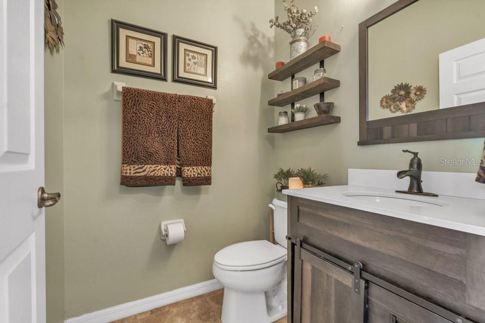8840 Abbey Leaf Ln Property Photo 11