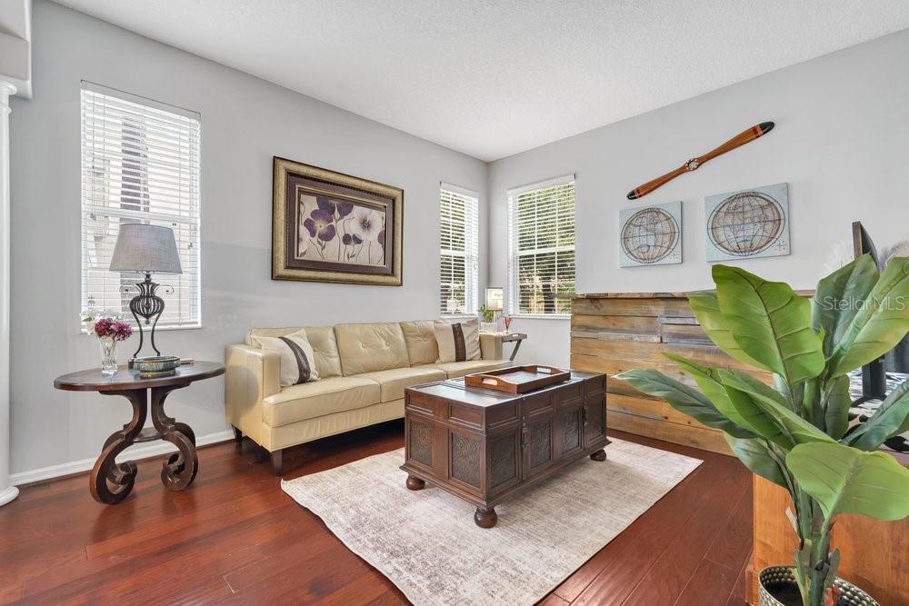 8840 Abbey Leaf Ln Property Photo 12