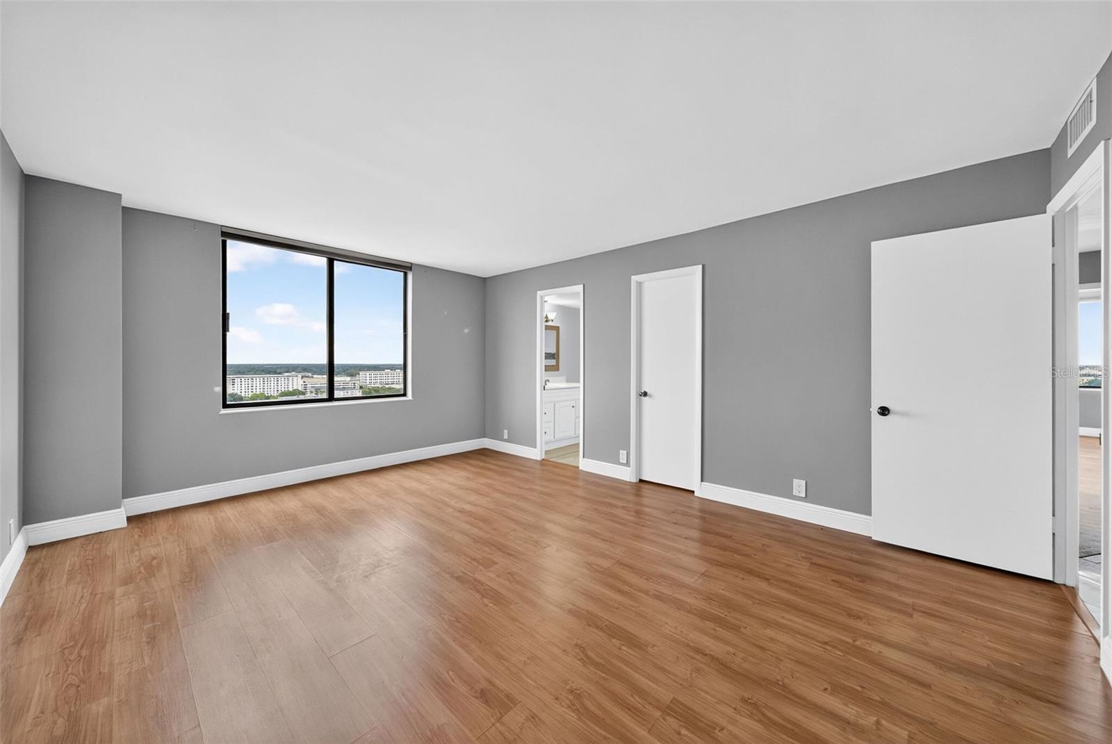 400 E Colonial Dr #1604 Property Photo 18