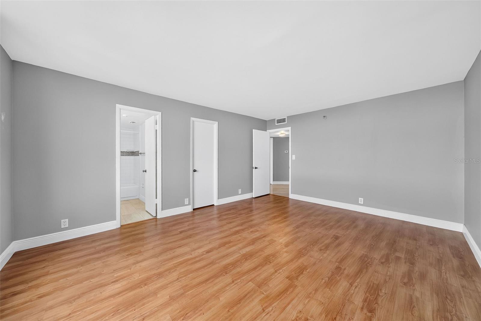 400 E Colonial Dr #1604 Property Photo 19