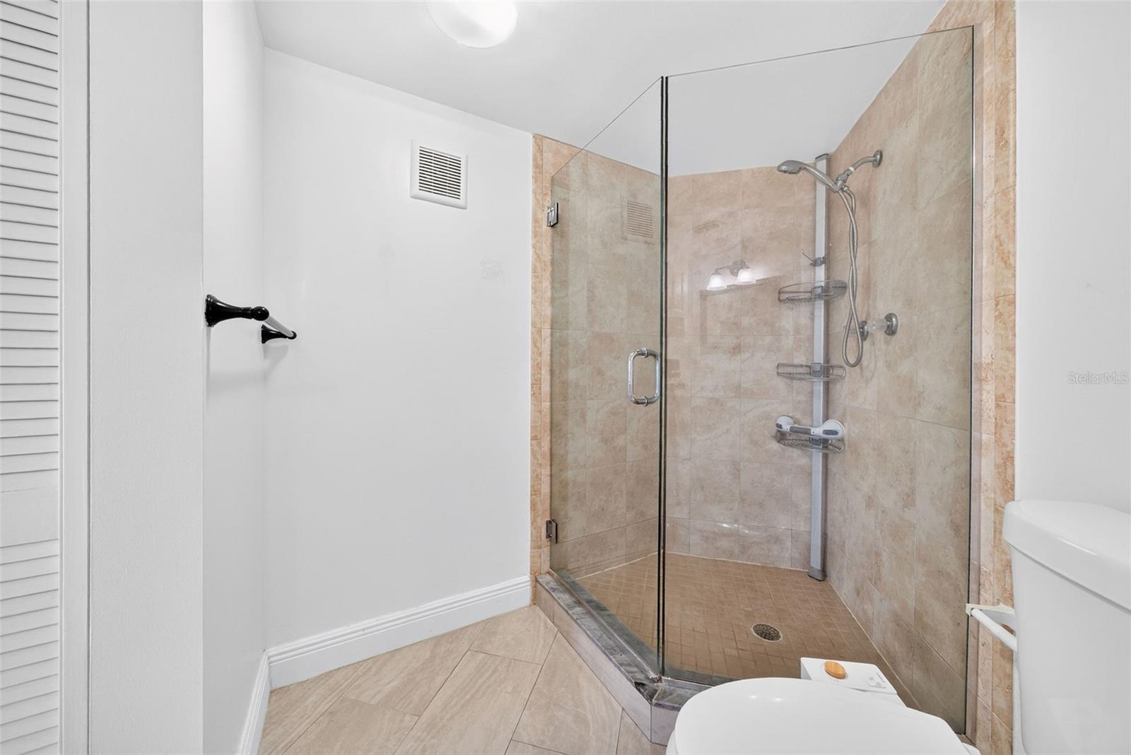 400 E Colonial Dr #1604 Property Photo 23