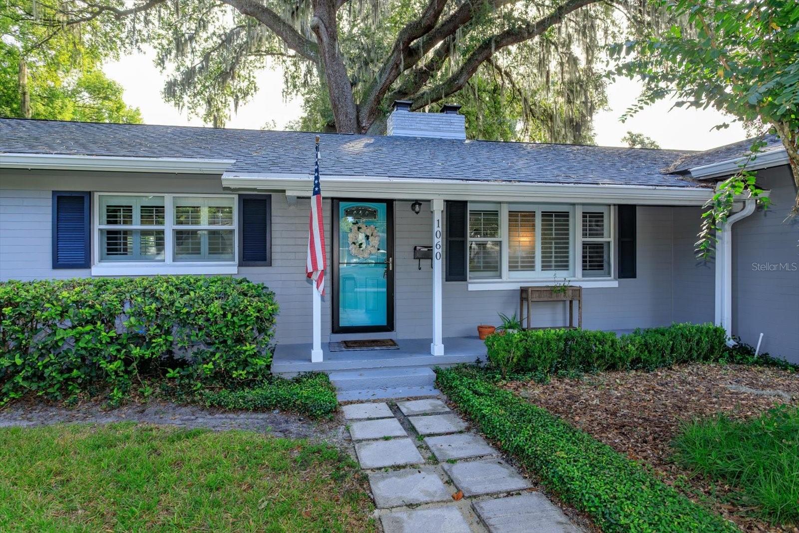 1060 Gregory Dr Property Photo 2