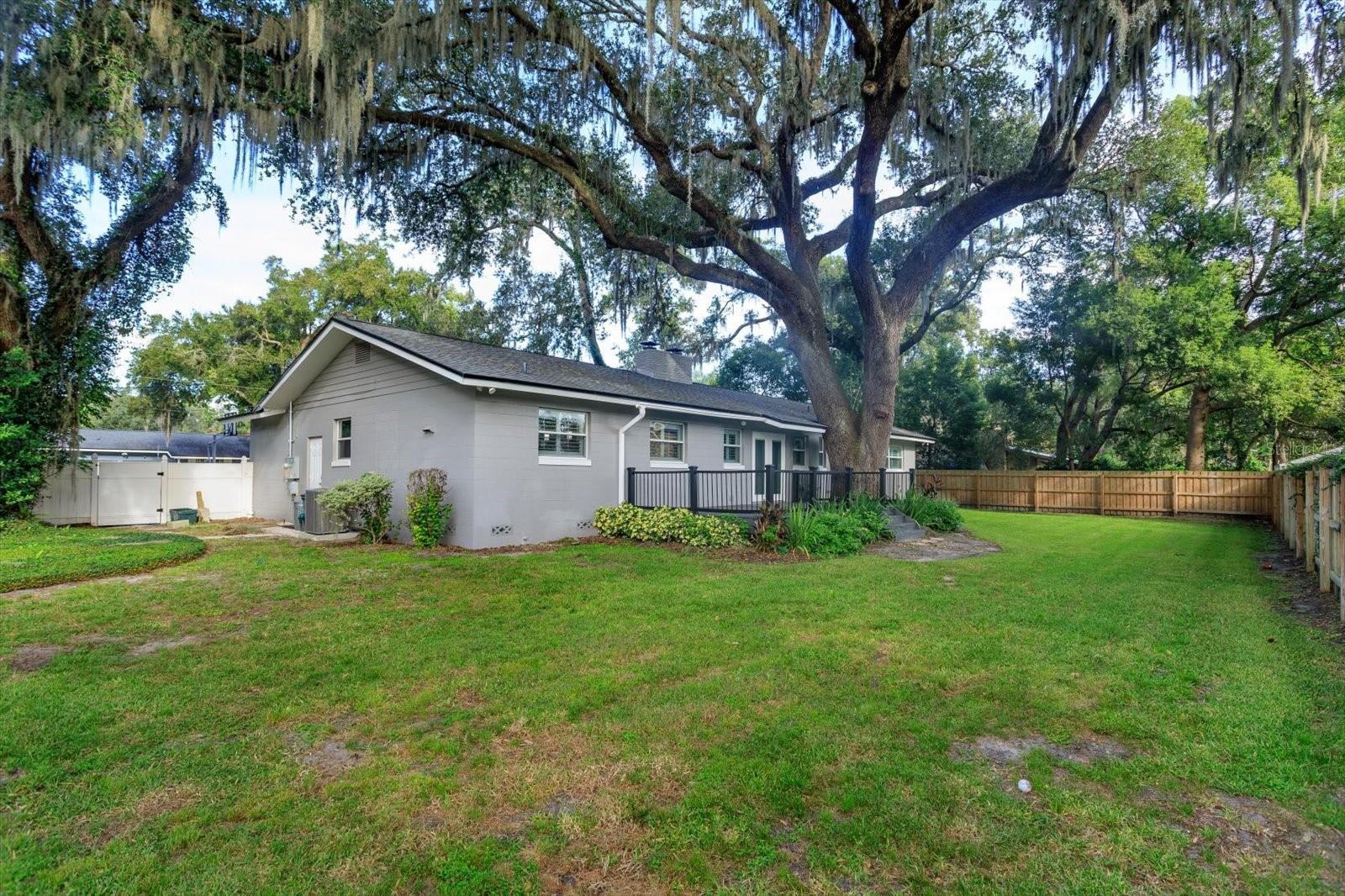 1060 Gregory Dr Property Photo 31