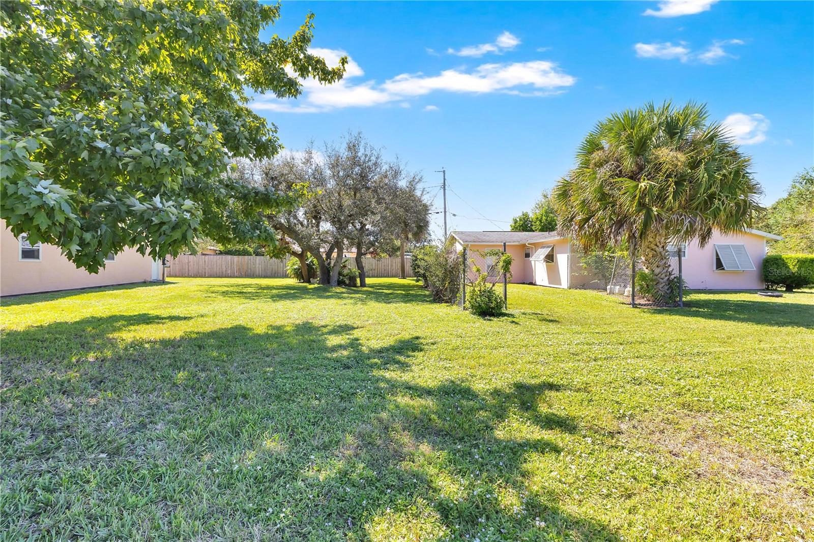 867 Floraland Ave Property Photo 28