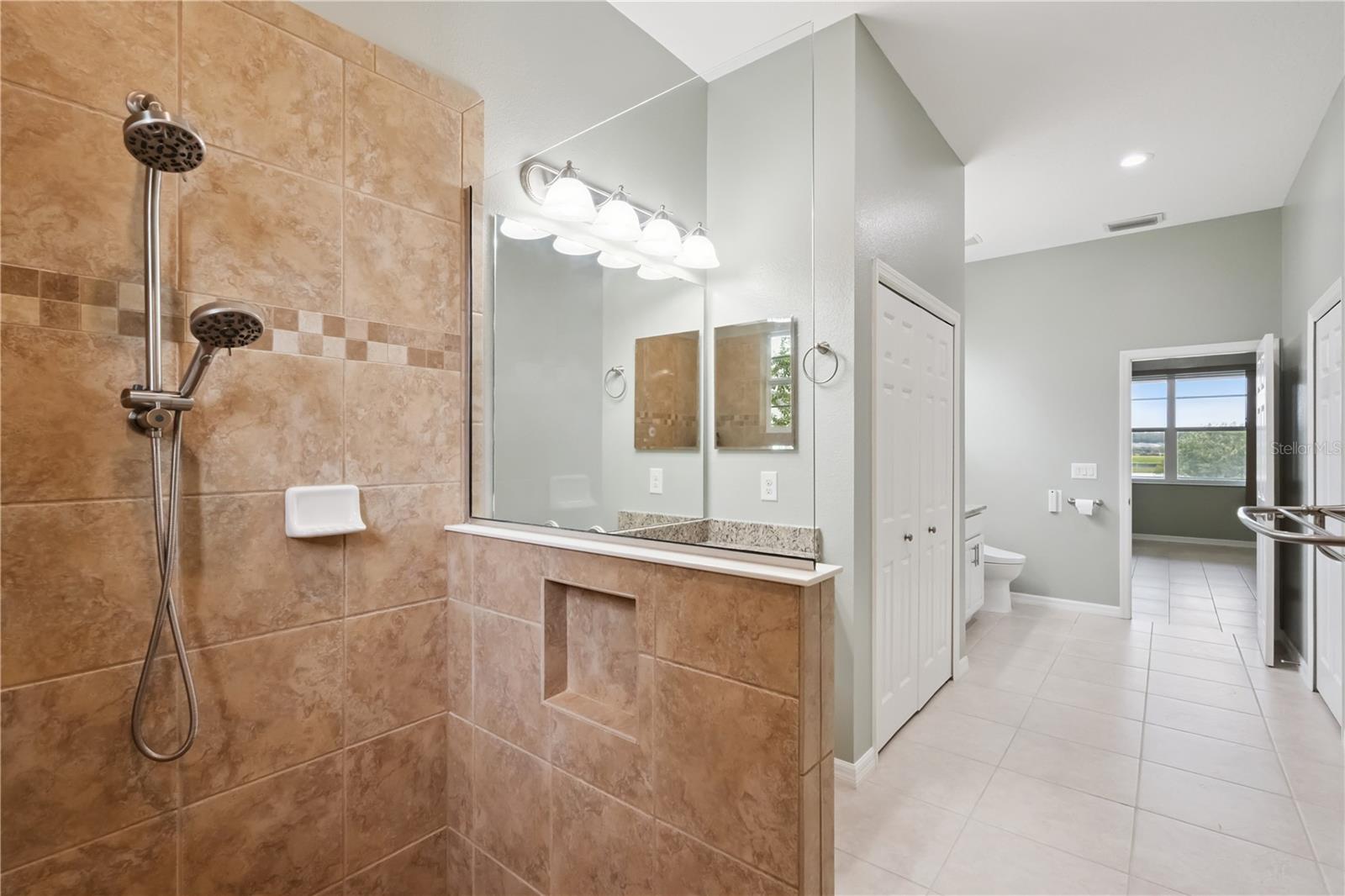 8712 Bridgeport Bay Cir Property Photo 29