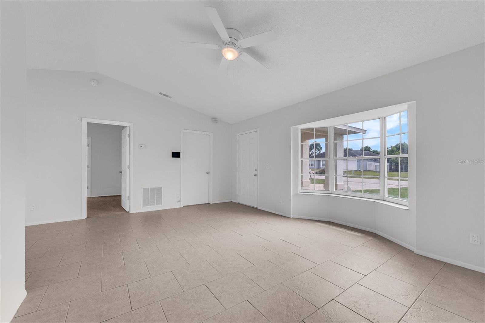 2678 N Juliet Dr Property Photo 5