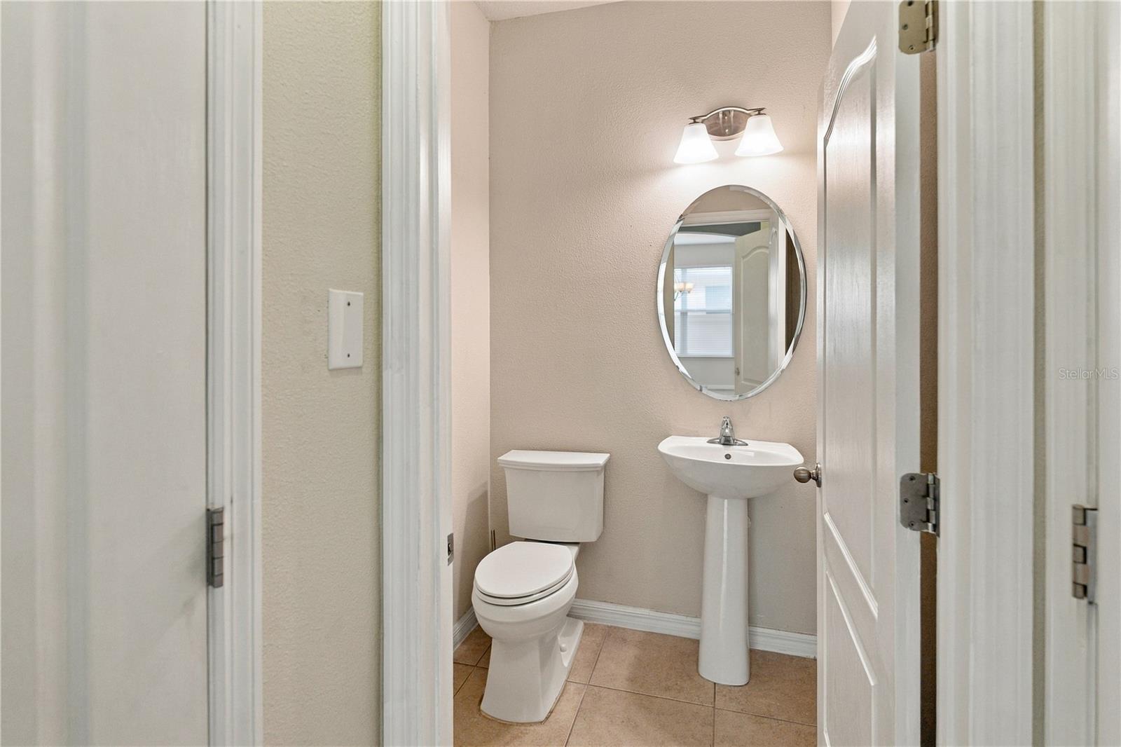 6049 Fender Ct Property Photo 12