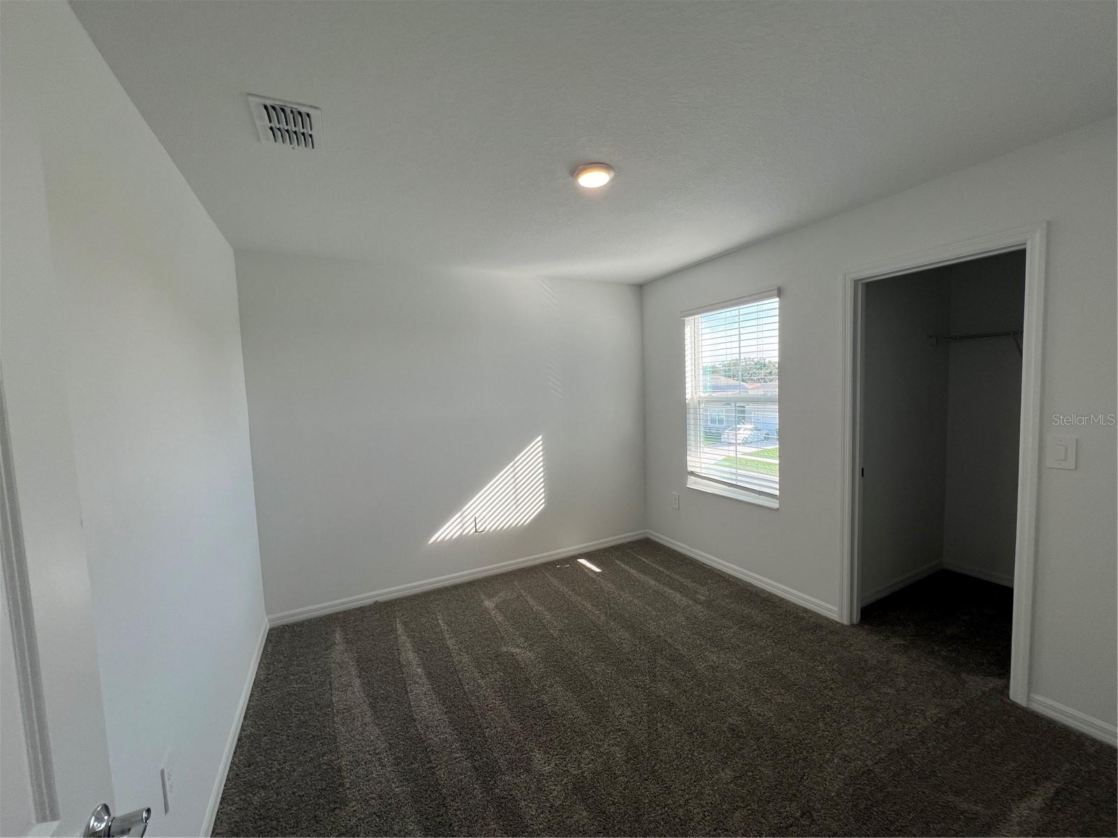 930 Cattleman St Property Photo 3