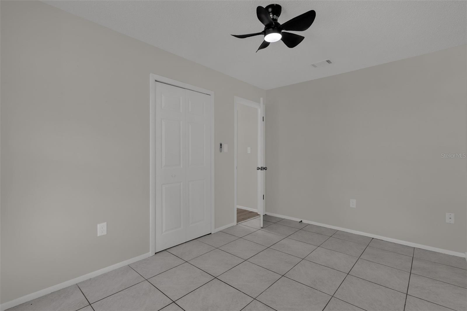 4424 Alfred St Property Photo 23