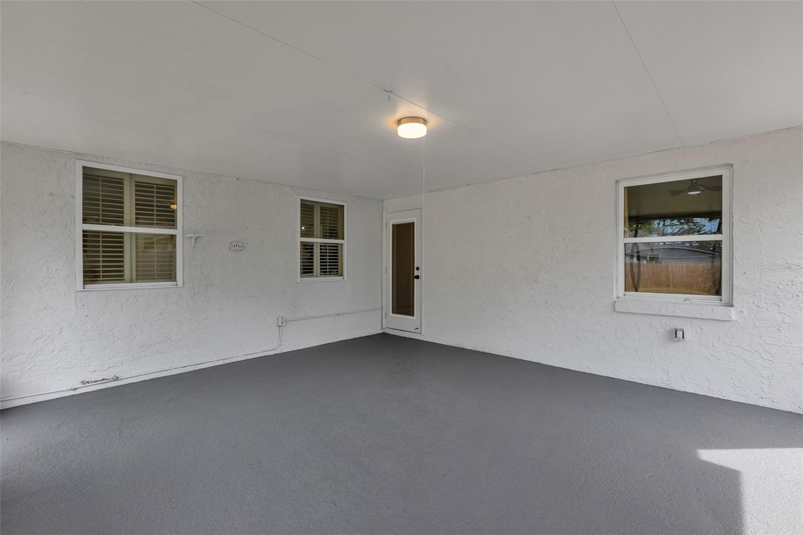 4424 Alfred St Property Photo 38