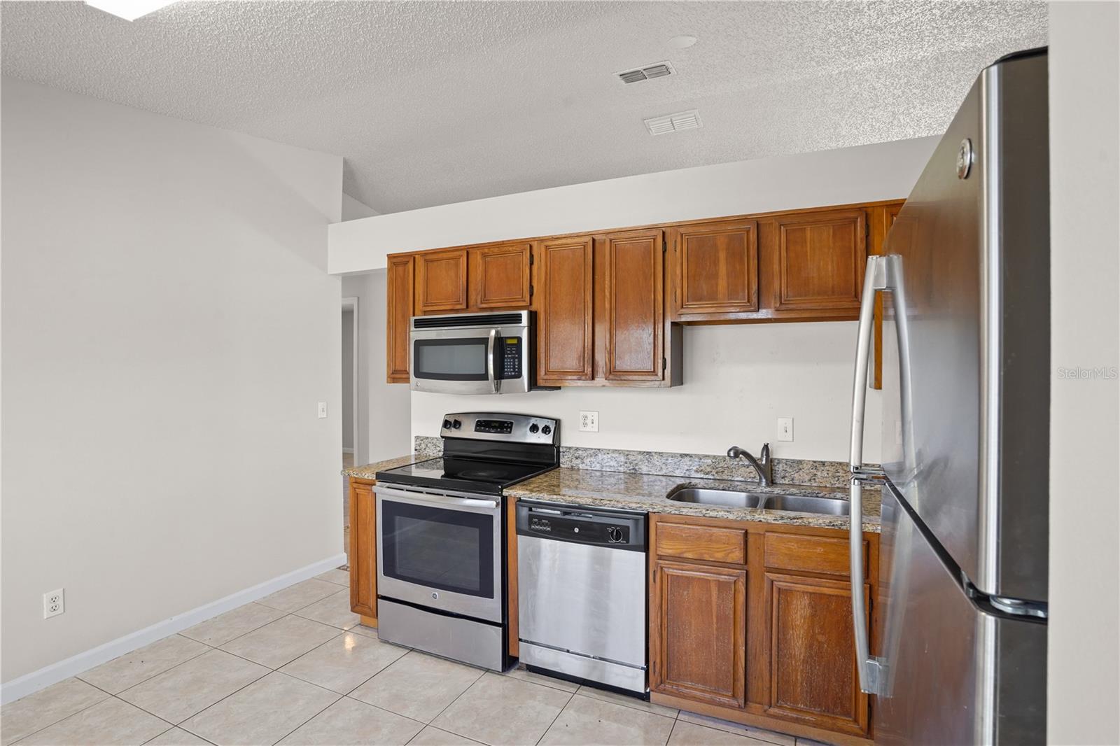546 Fort Smith Blvd Property Photo 12