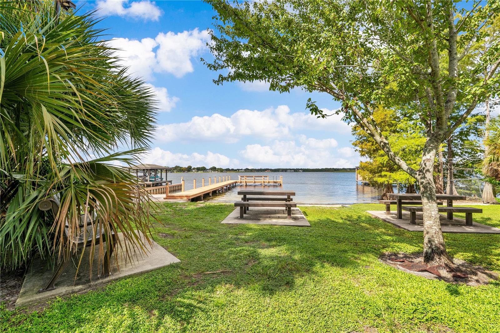 4417 Tidewater Dr Property Photo 30