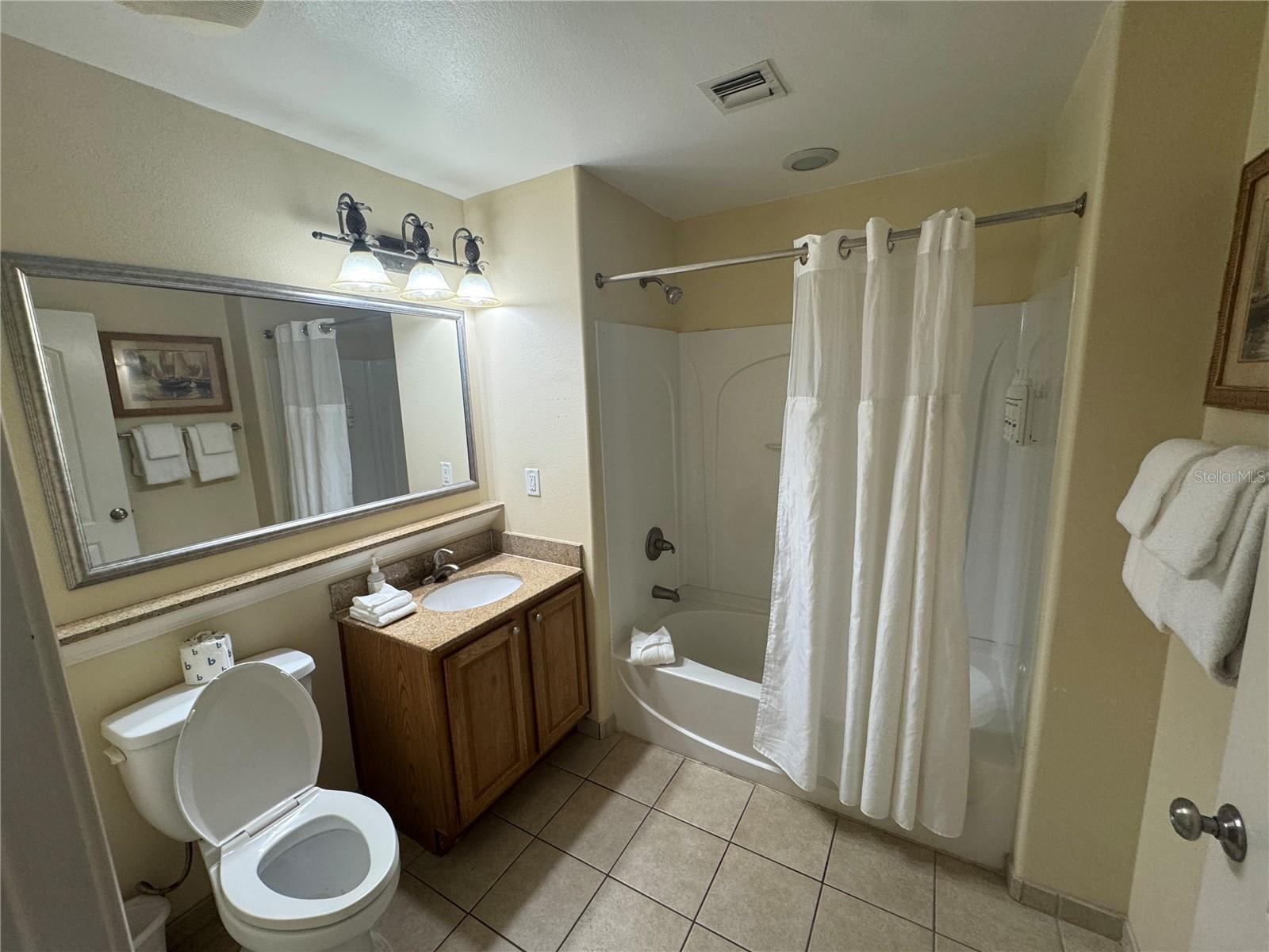 13415 Blue Heron Beach Dr #602 Property Photo 10