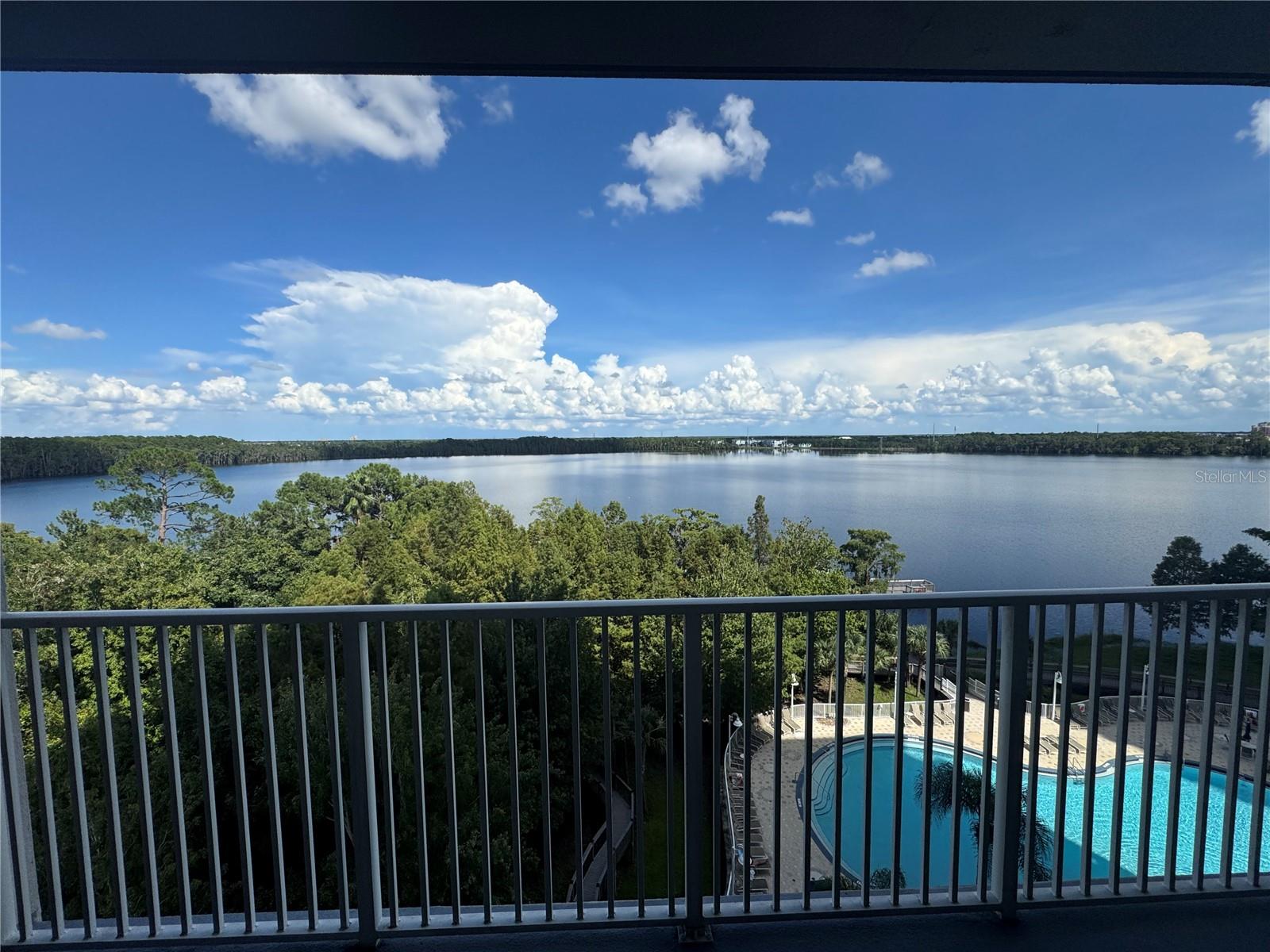 13415 Blue Heron Beach Dr #602 Property Photo 14