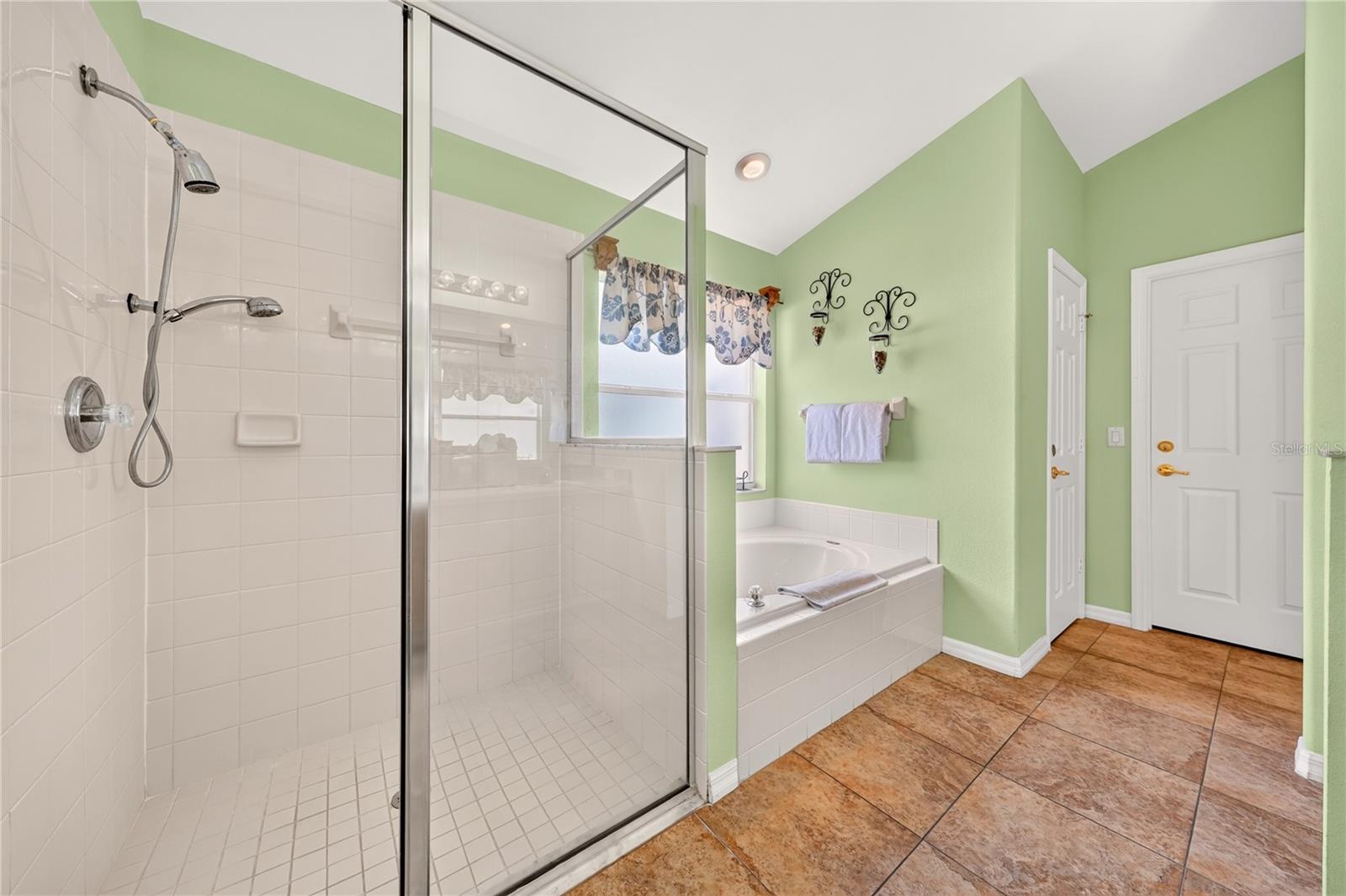 16028 Magnolia Hill St Property Photo 48