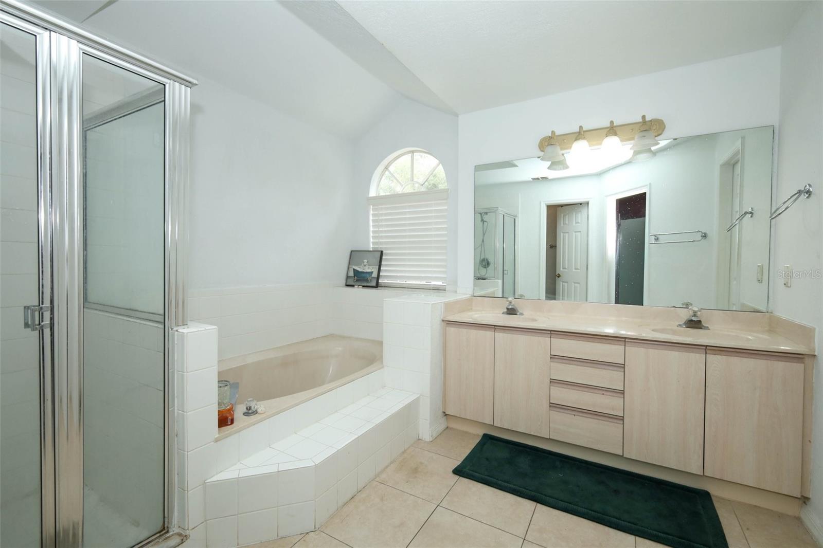 1000 Piedmont Oaks Dr Property Photo 24