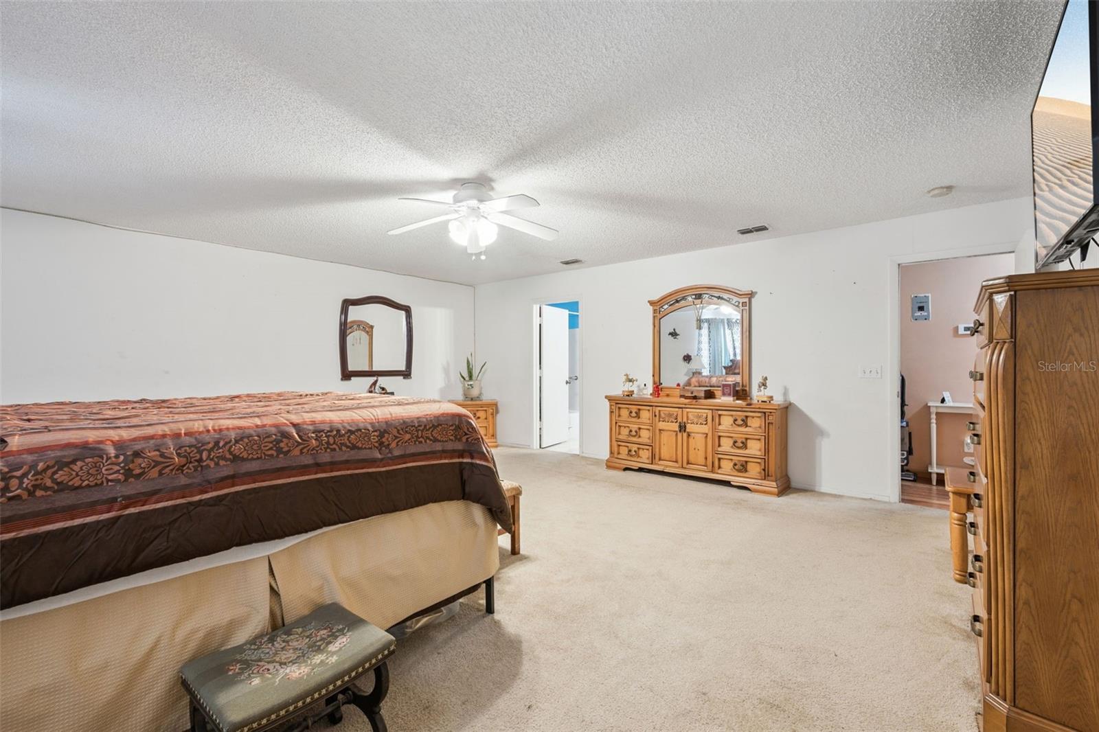 1134 Kempton Chase Pkwy Property Photo 28
