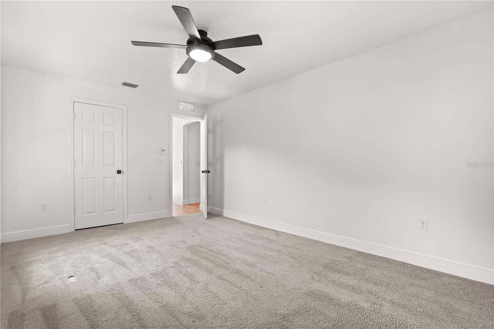 141 Poinciana Ln Property Photo 15