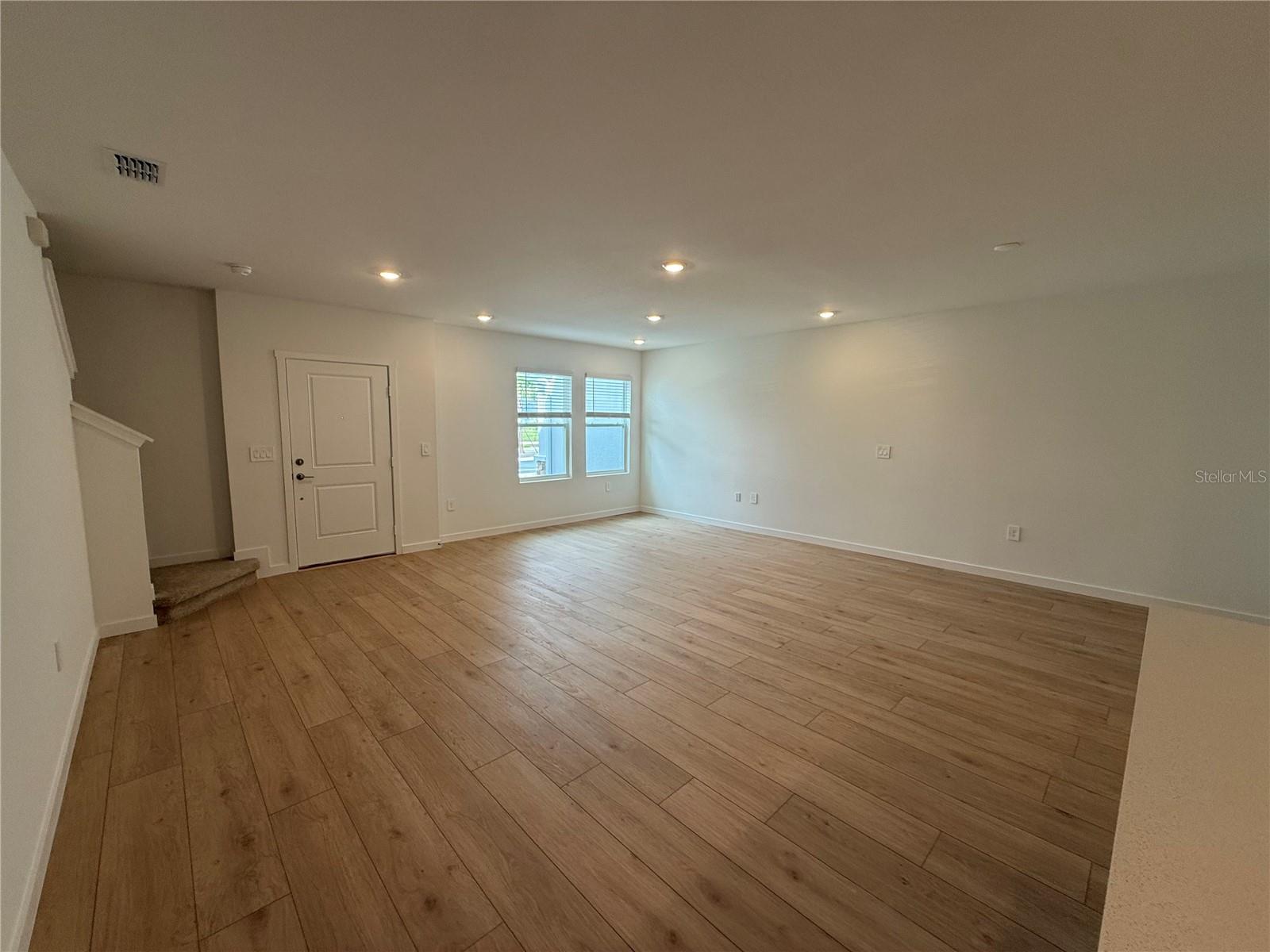 4457 Elliotts Astor Blvd Property Photo 6