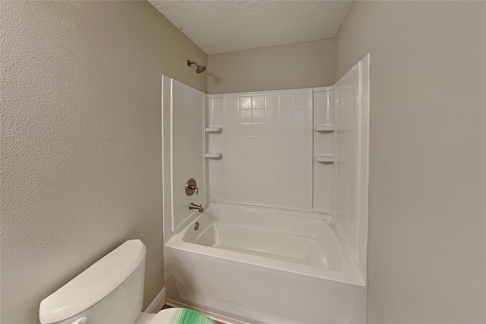 1320 W Emerson Pl Property Photo 17