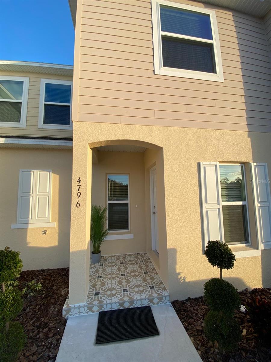 4796 CORAL CASTLE DR Property Photo 1