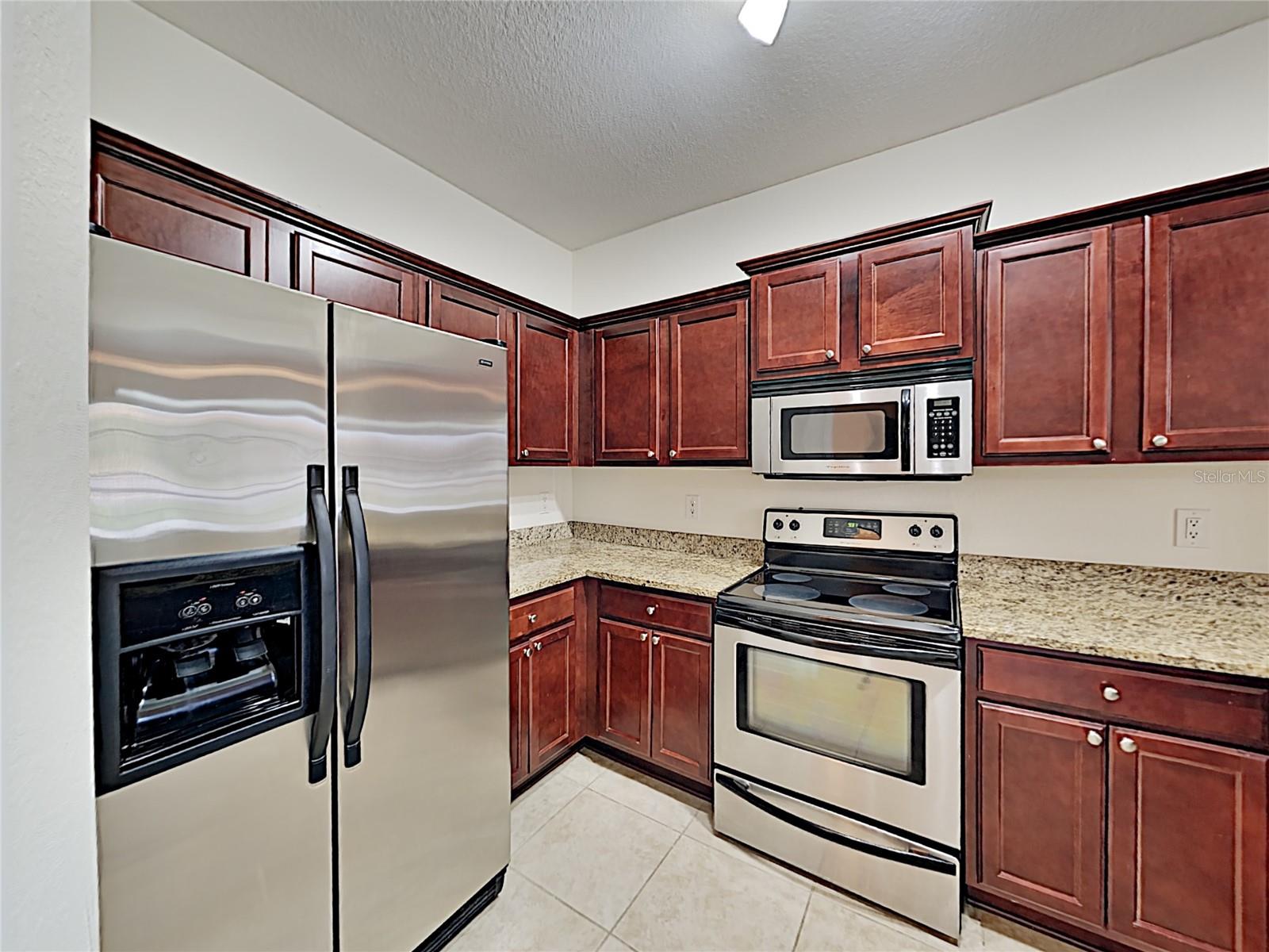 1325 Rotonda Pt #101 Property Photo 3