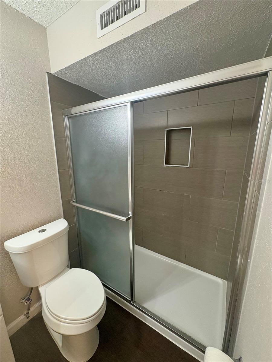 325 Wymore Rd #200 Property Photo 8