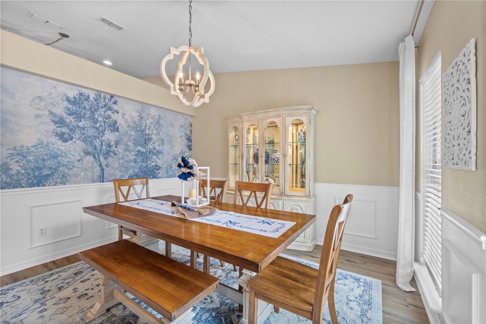 O6445456 Property Photo 7