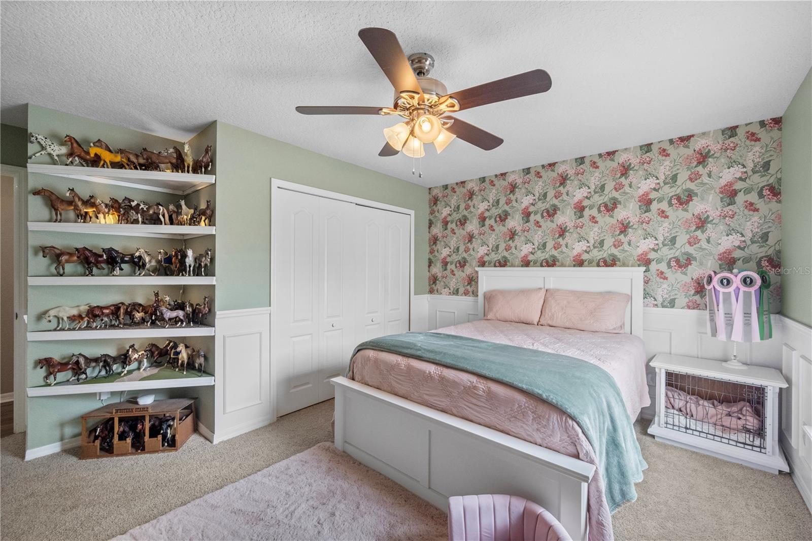 O6445456 Property Photo 40