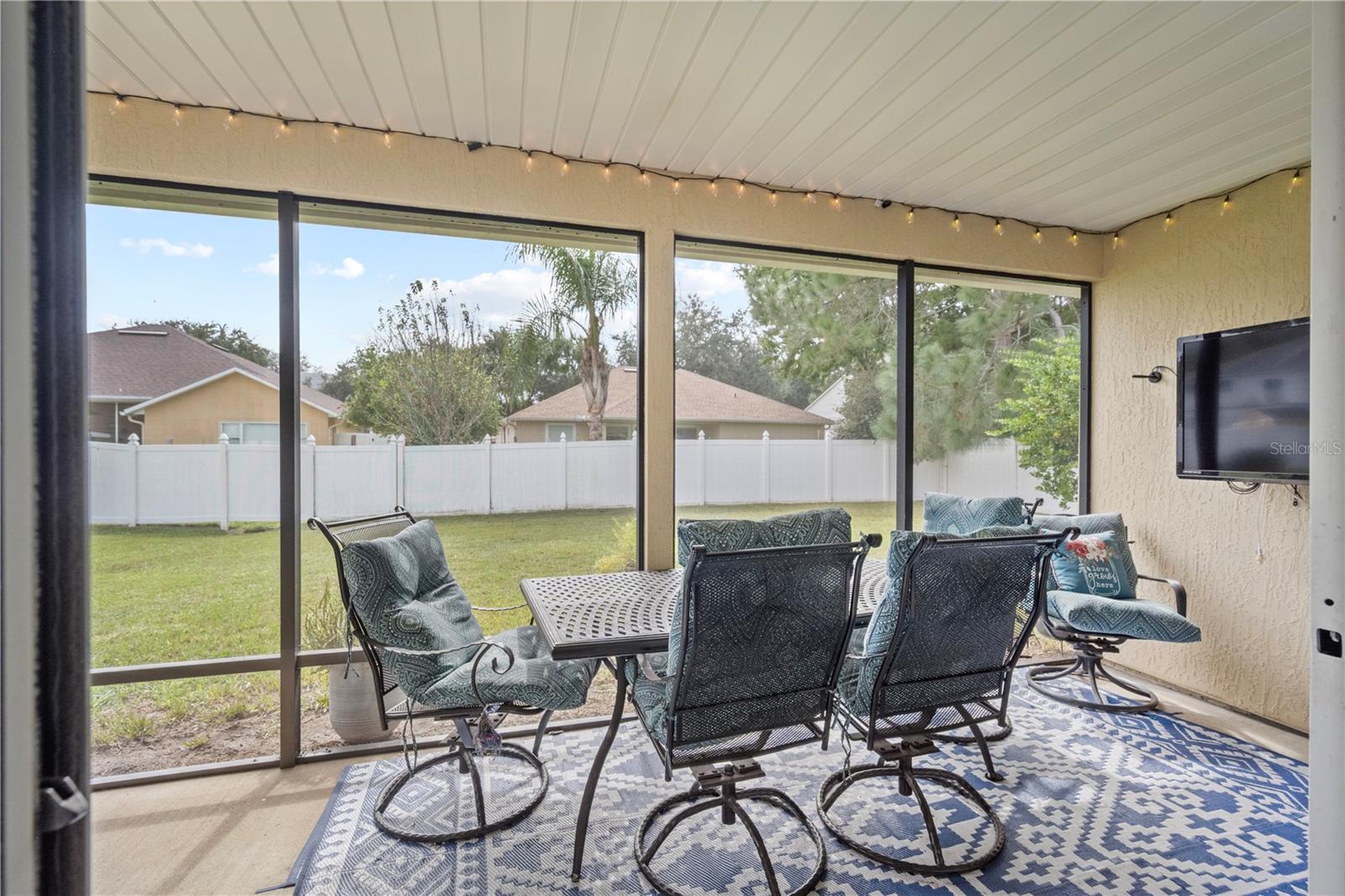 O6445456 Property Photo 53