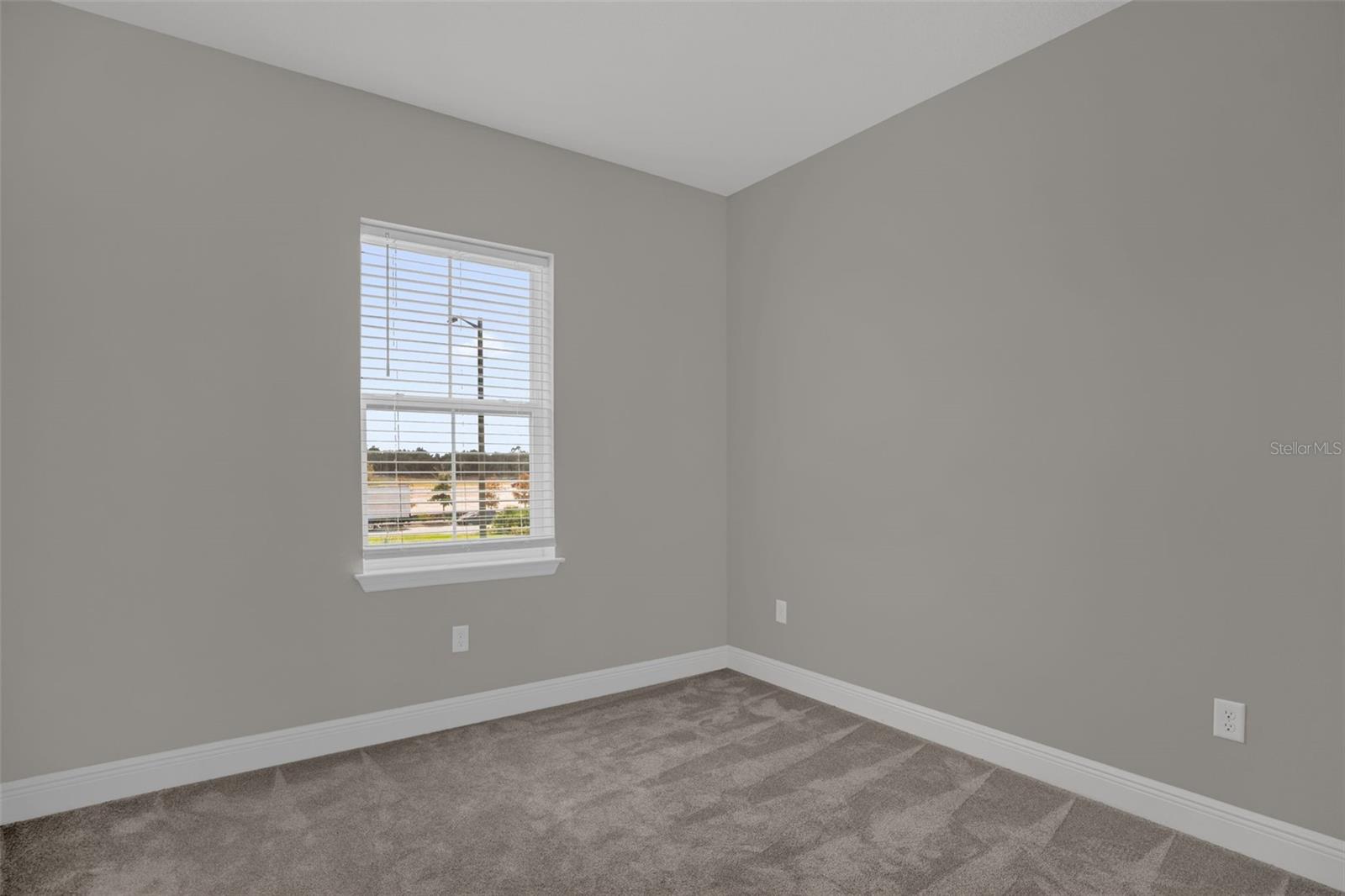 6495 Cyrils Dr Property Photo 28