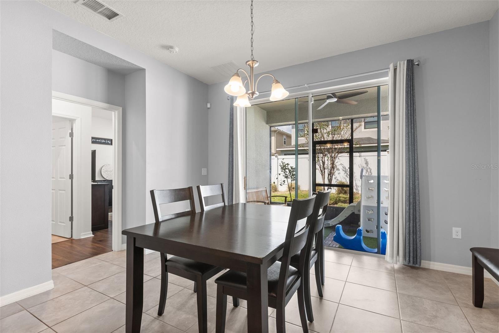 2401 Avian Loop Property Photo 11