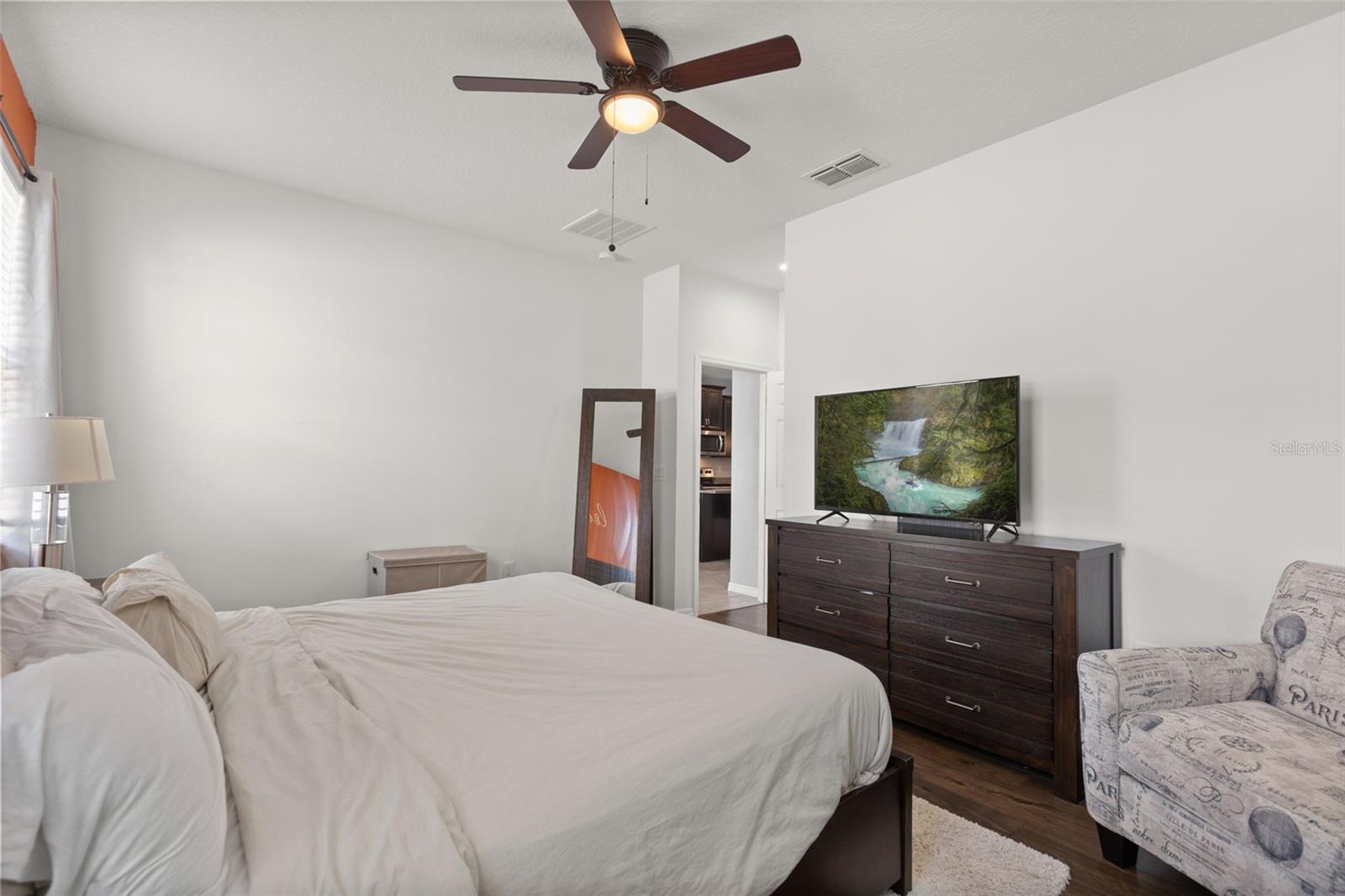 2401 Avian Loop Property Photo 15