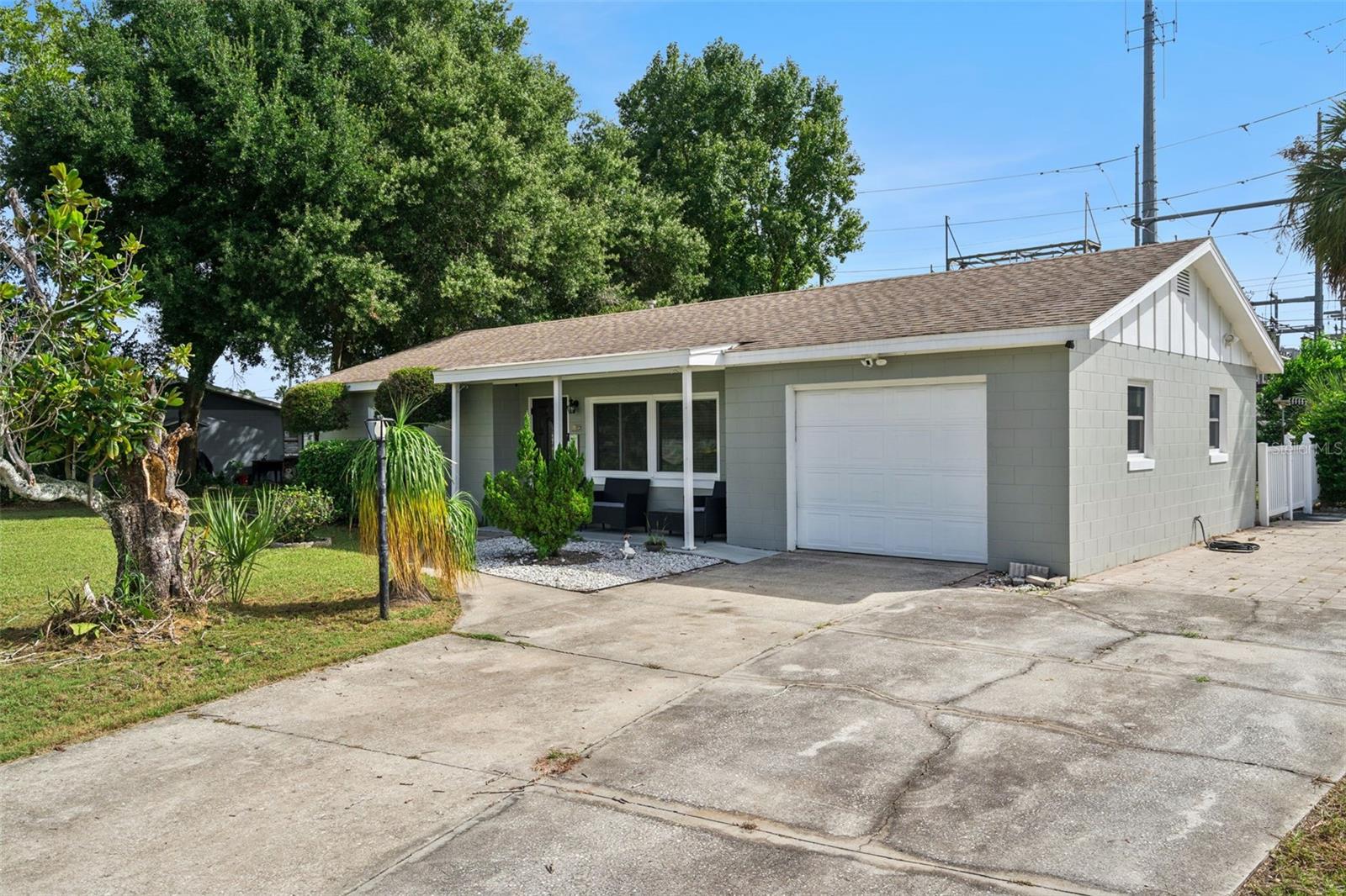1123 Hampton St Property Photo 19