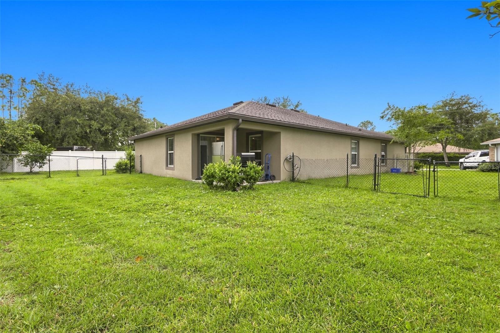 71 Royal Oak Dr Property Photo 18
