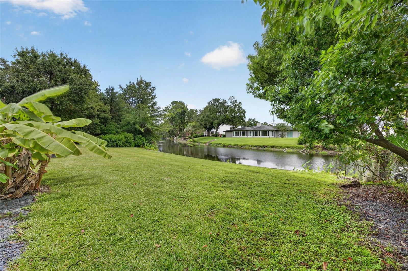 120 Lake Destiny Trl Property Photo 2
