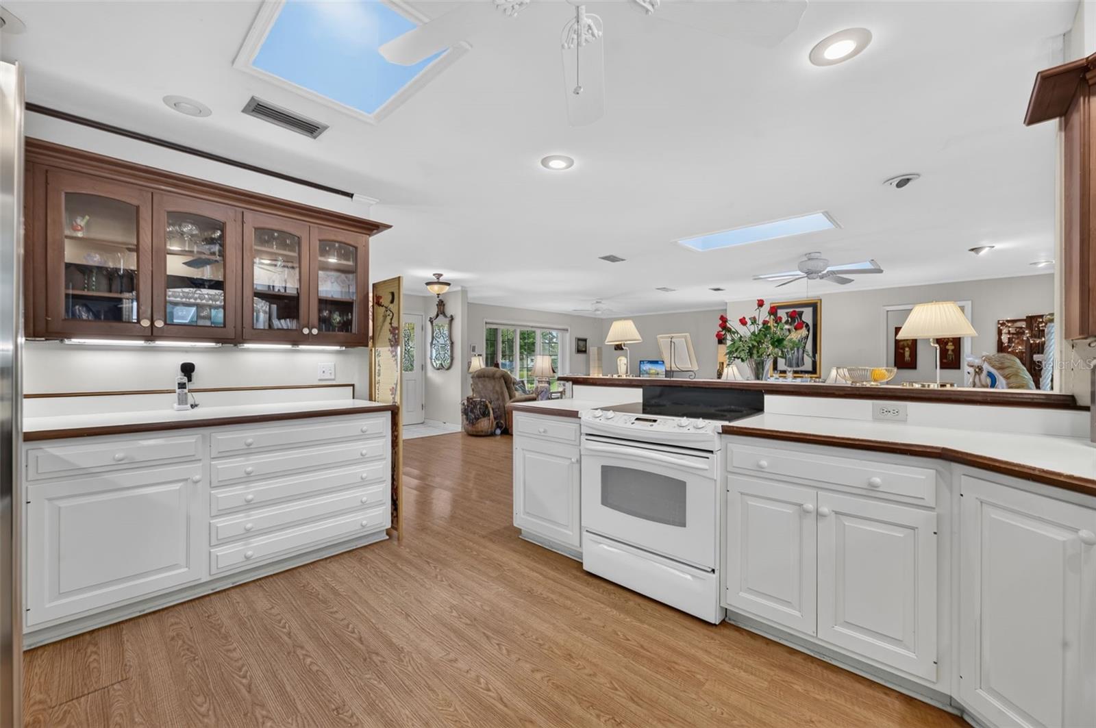 120 Lake Destiny Trl Property Photo 14