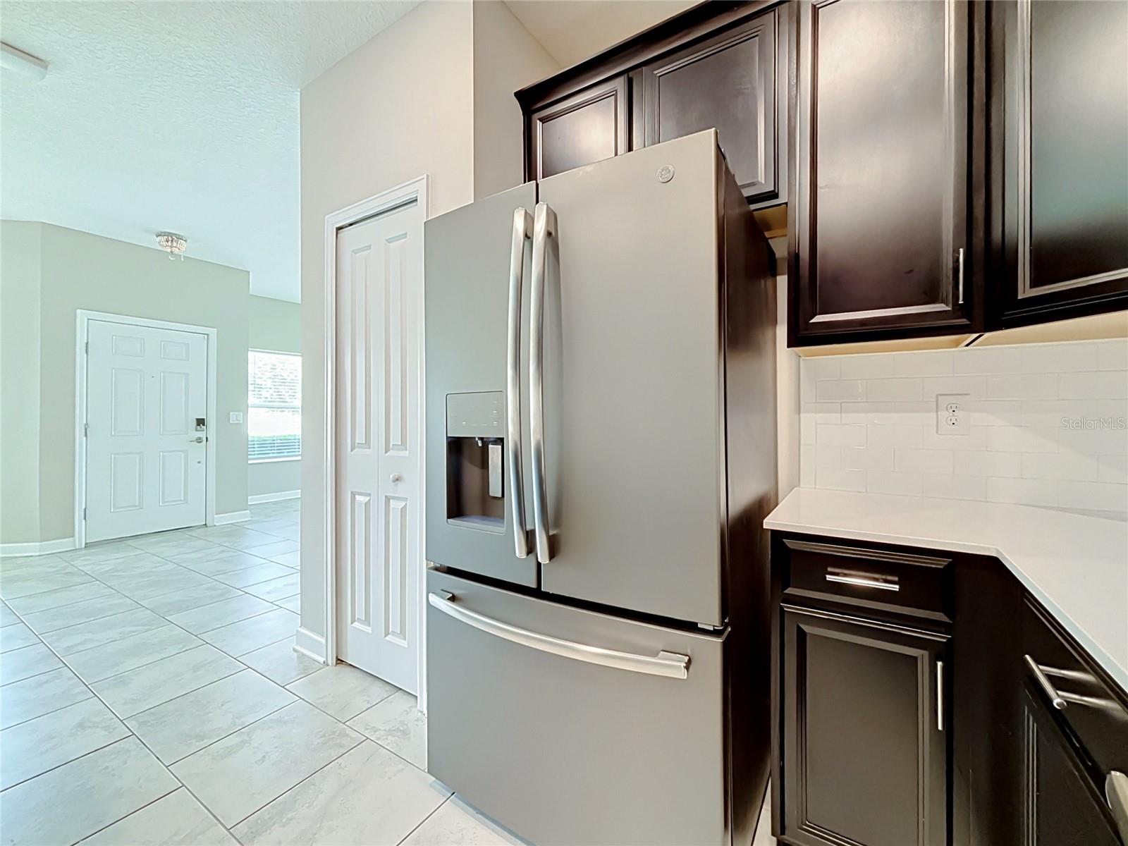 1051 Quaker Ridge Ln Property Photo 14