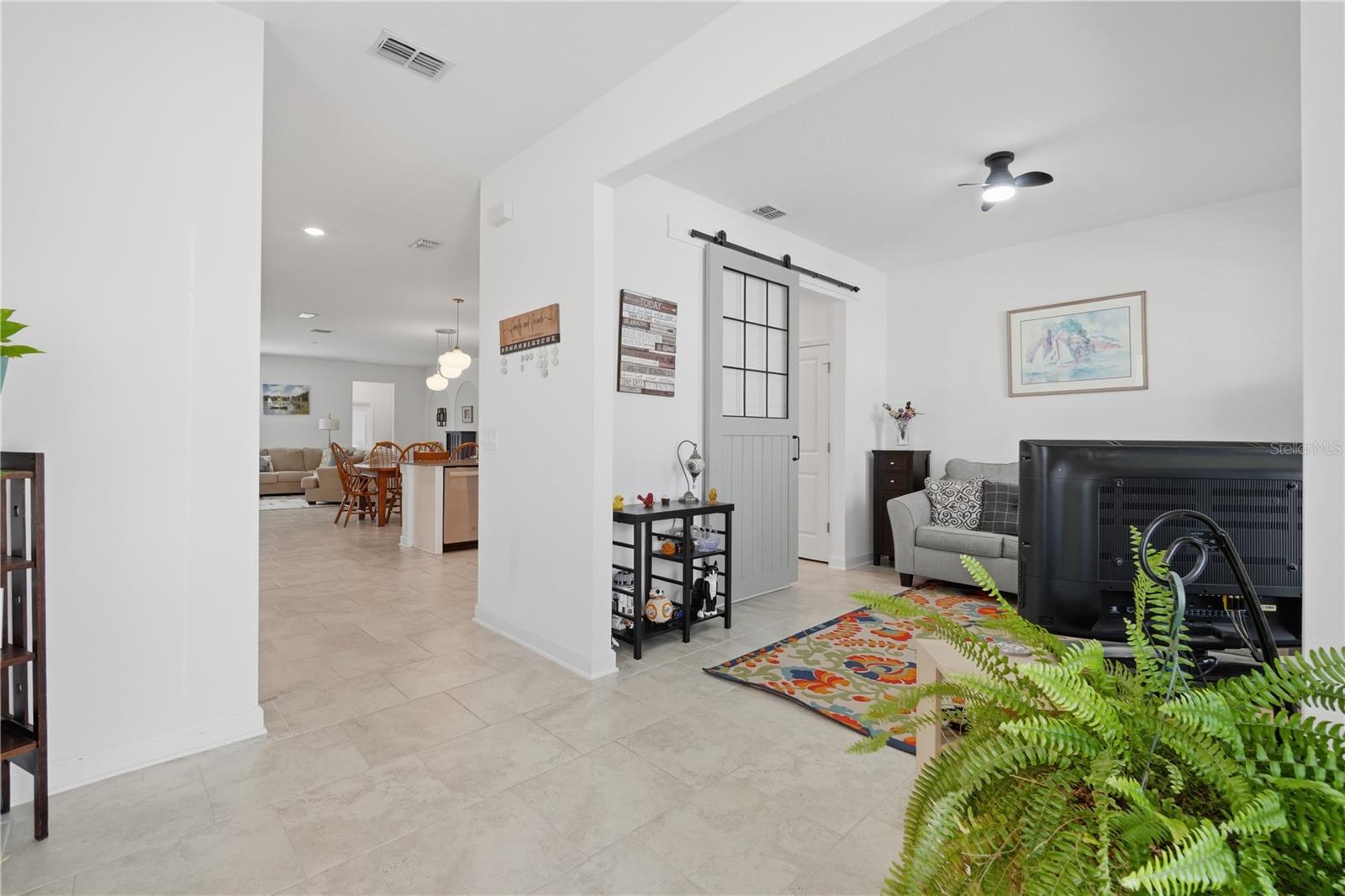 11360 Listening Dr Property Photo 4