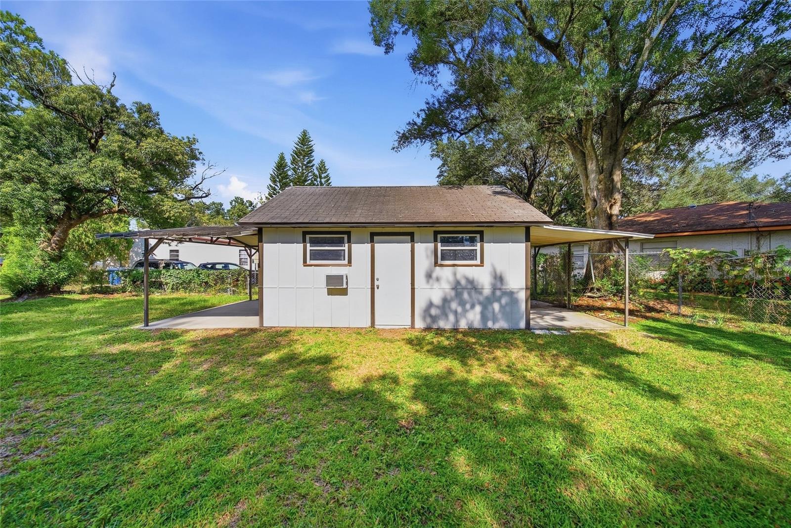 9401 N Rome Cir Property Photo 18
