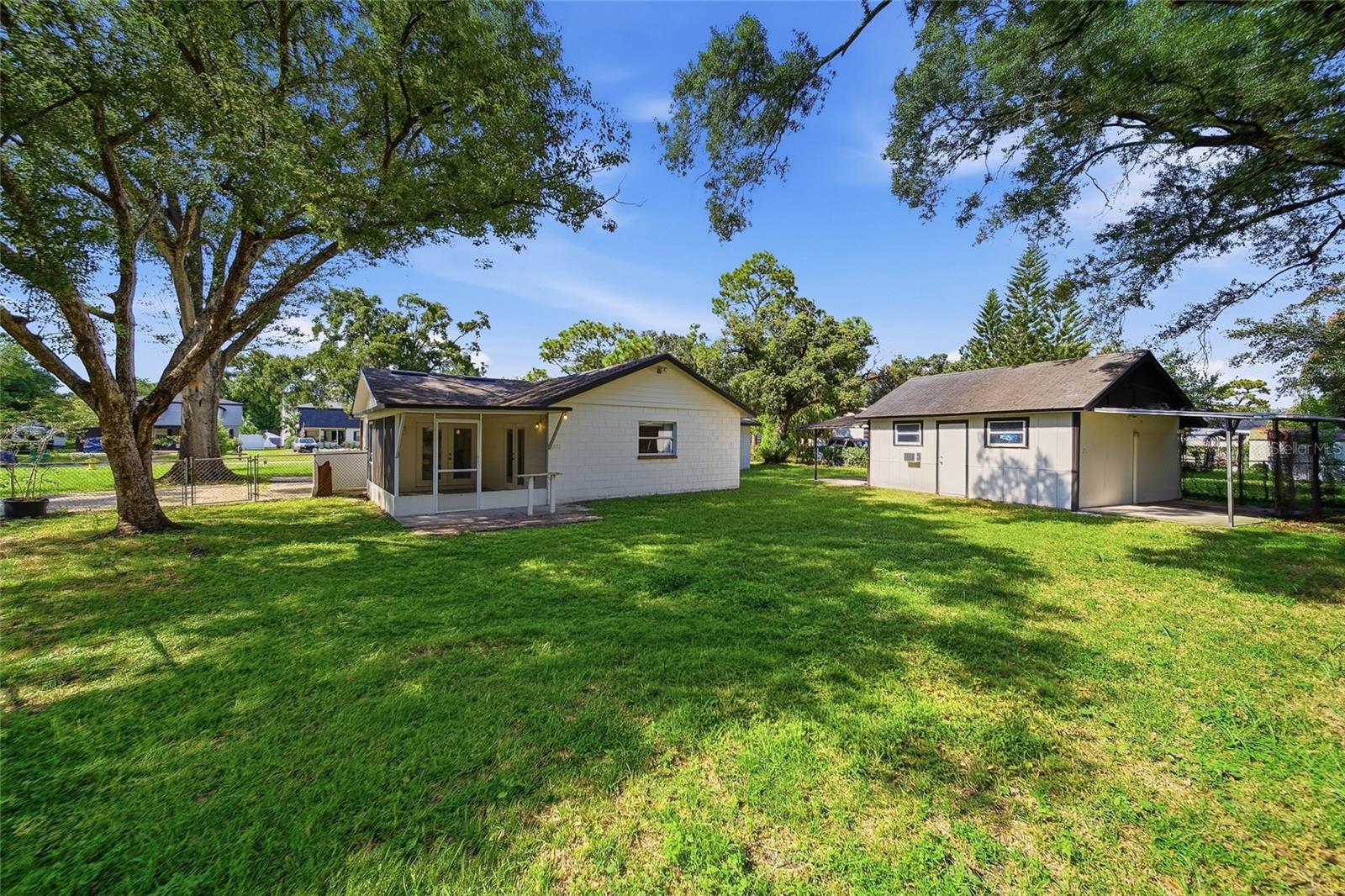 9401 N Rome Cir Property Photo 19