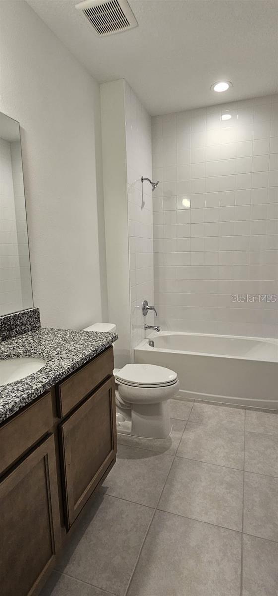 14031 Lochend Way Property Photo 5