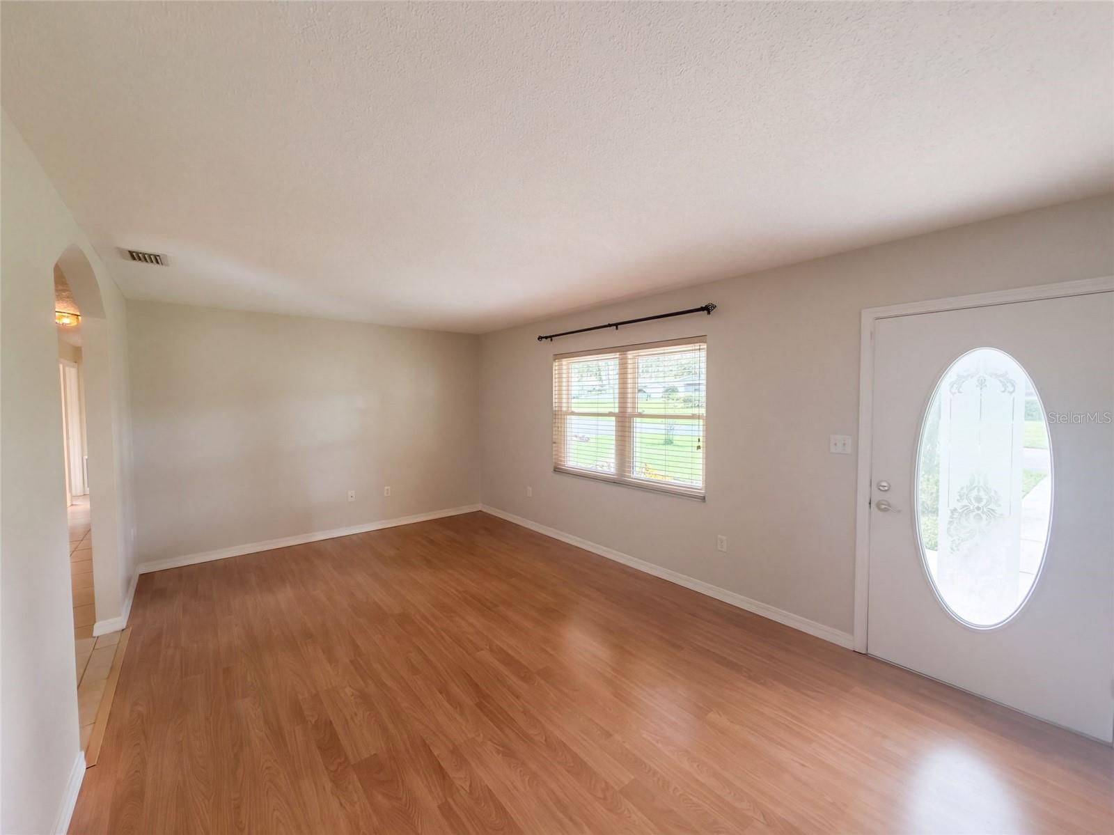2716 Charleston Dr Property Photo 5