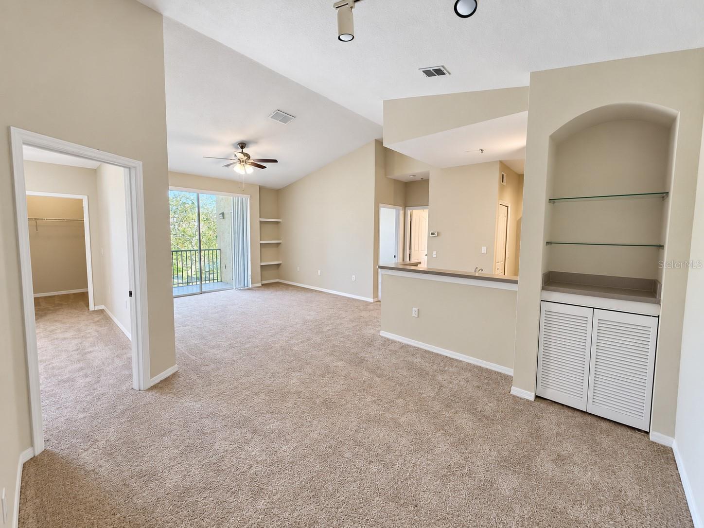 1440 Lake Shadow Cir #8305 Property Photo 3