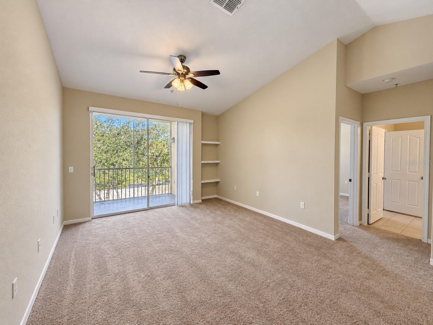 1440 Lake Shadow Cir #8305 Property Photo 7