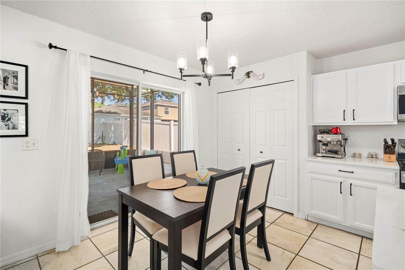1415 Sherbourne St Property Photo 11