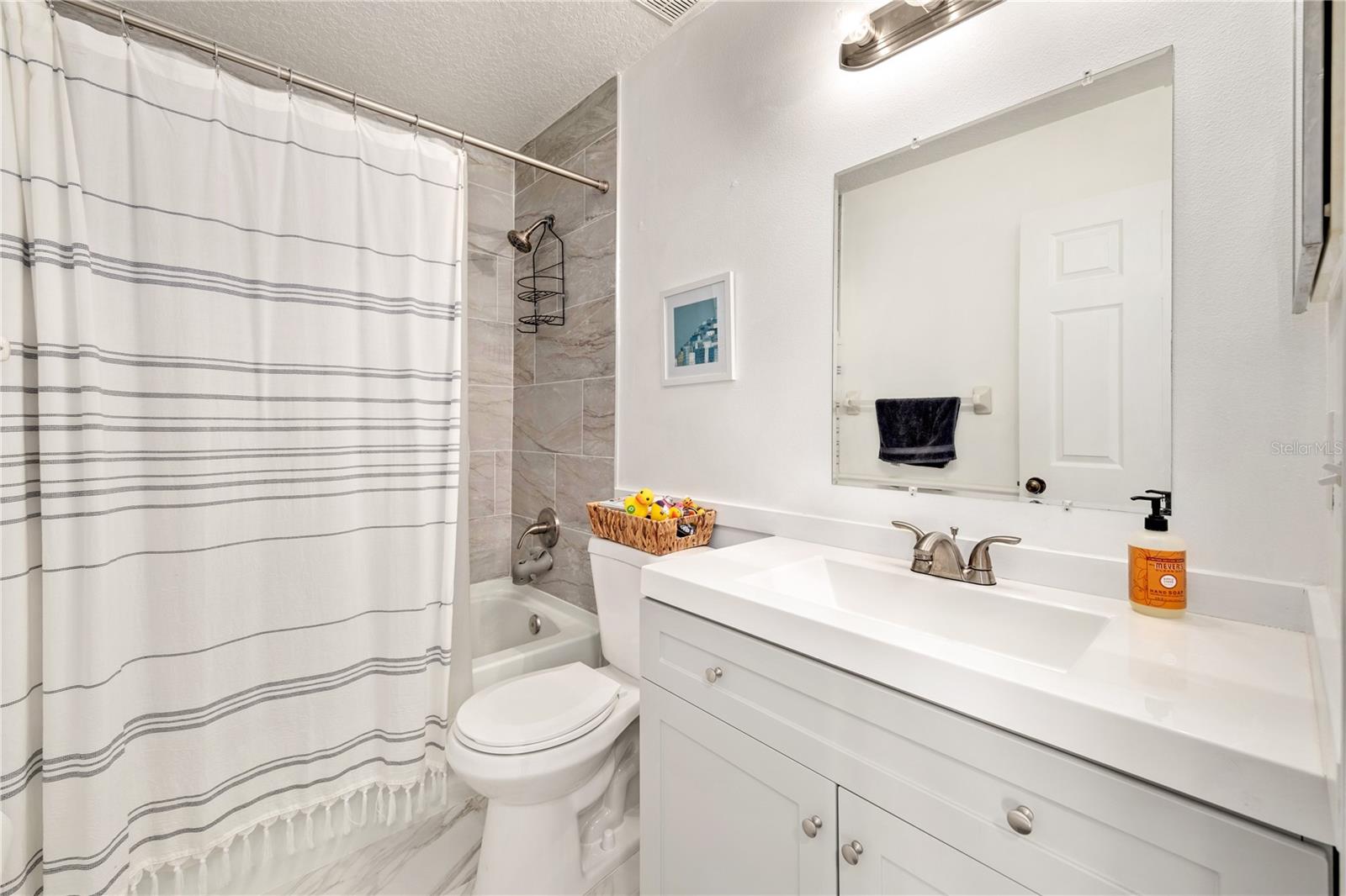 1415 Sherbourne St Property Photo 19