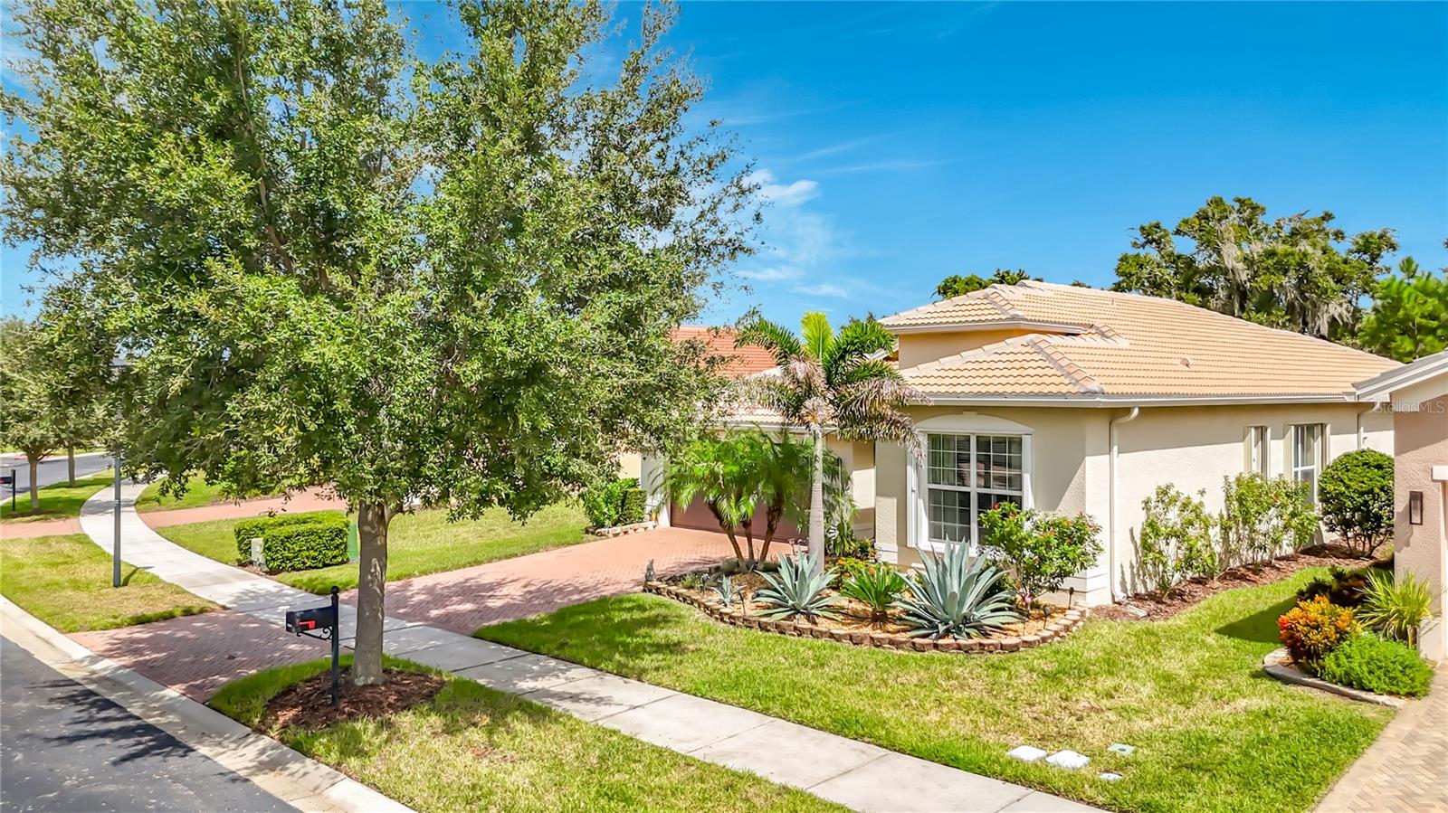 16144 Coquina Bay Ln Property Photo 5