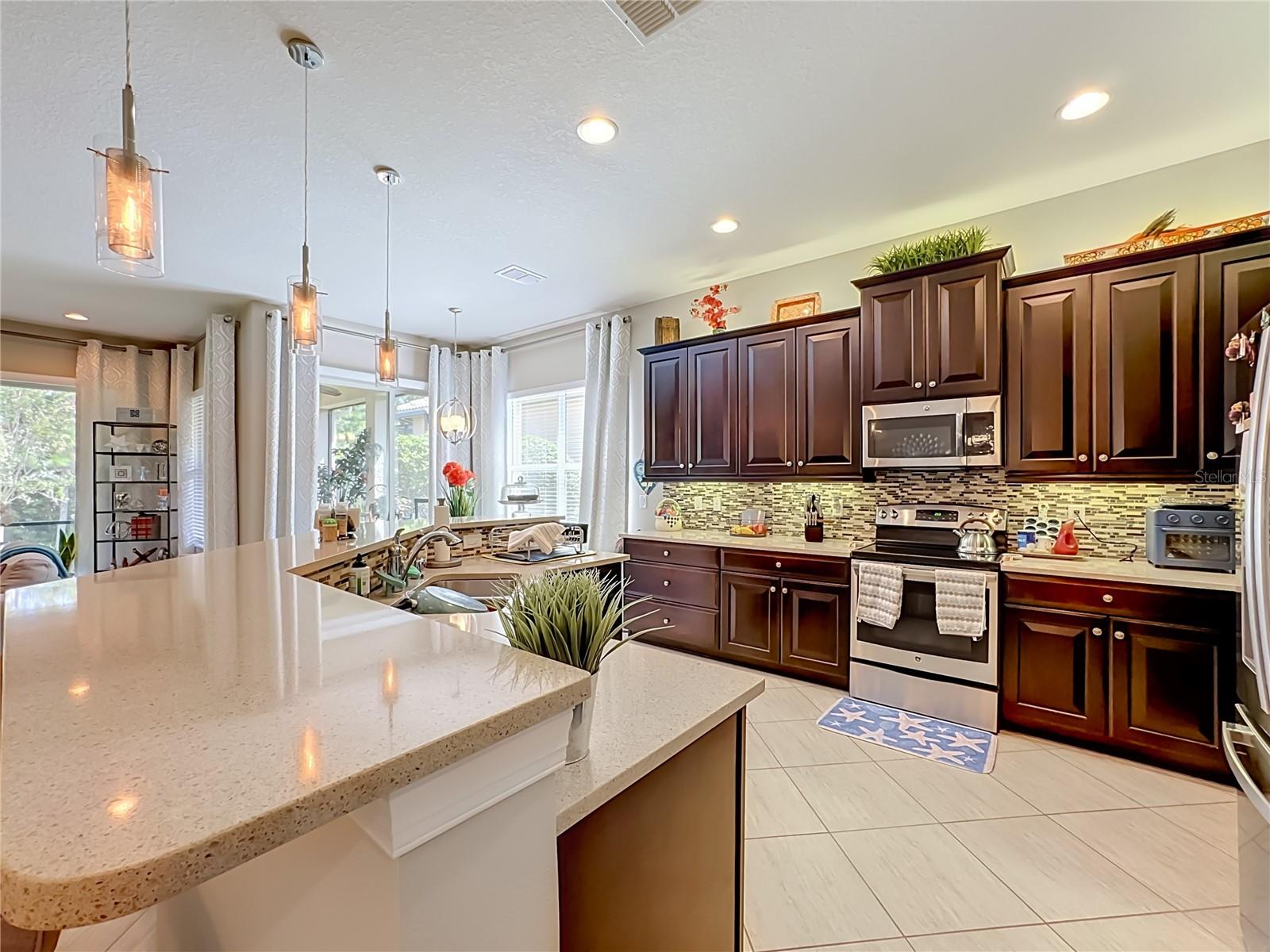 16144 Coquina Bay Ln Property Photo 12